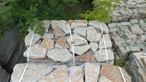 Гранитный плитняк галтованный для парковки купить в Мурманске