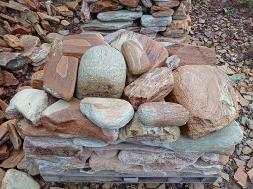 Златолит жёлтый, жёлто-зелёный глыбки и валуны для ланшафтного дизайна купить в Мурманске