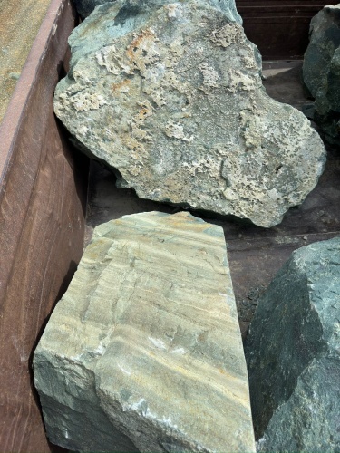 Ландшафтные глыбы зелёные 200-500 килограмм купить в Мурманске