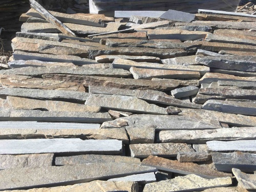 Горбушка златолит мультиколор для облицовки купить в Мурманске