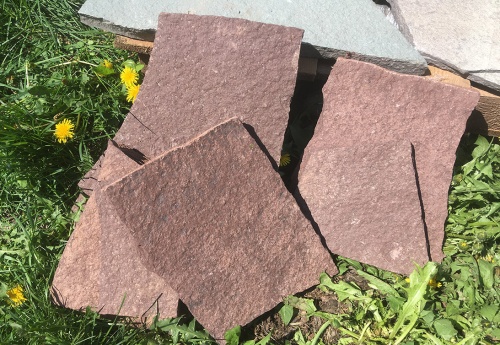 Плитняк лемезит бордовый для цоколя 1,5-2 см купить в Мурманске