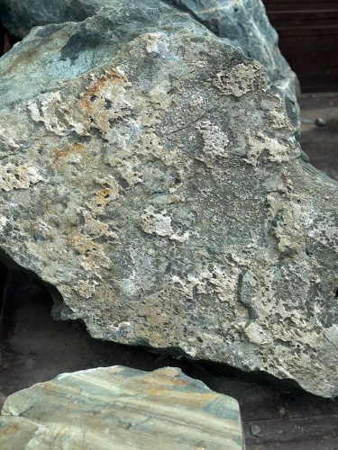 Ландшафтные глыбы зелёные 200-500 килограмм купить в Мурманске