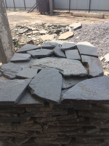 Златолит серебристый галтованный для лестниц купить в Мурманске